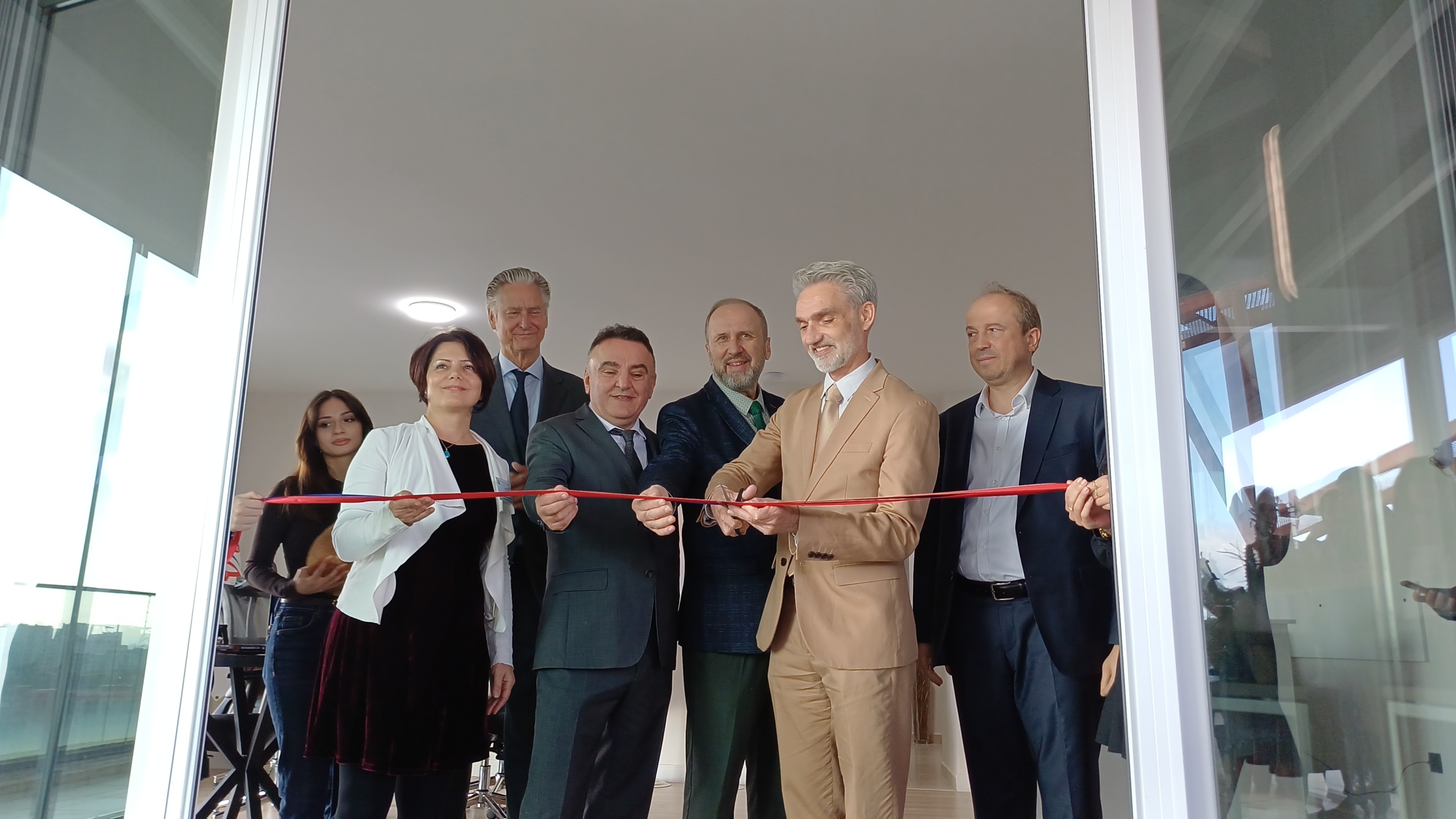 20251114_140025-scaled